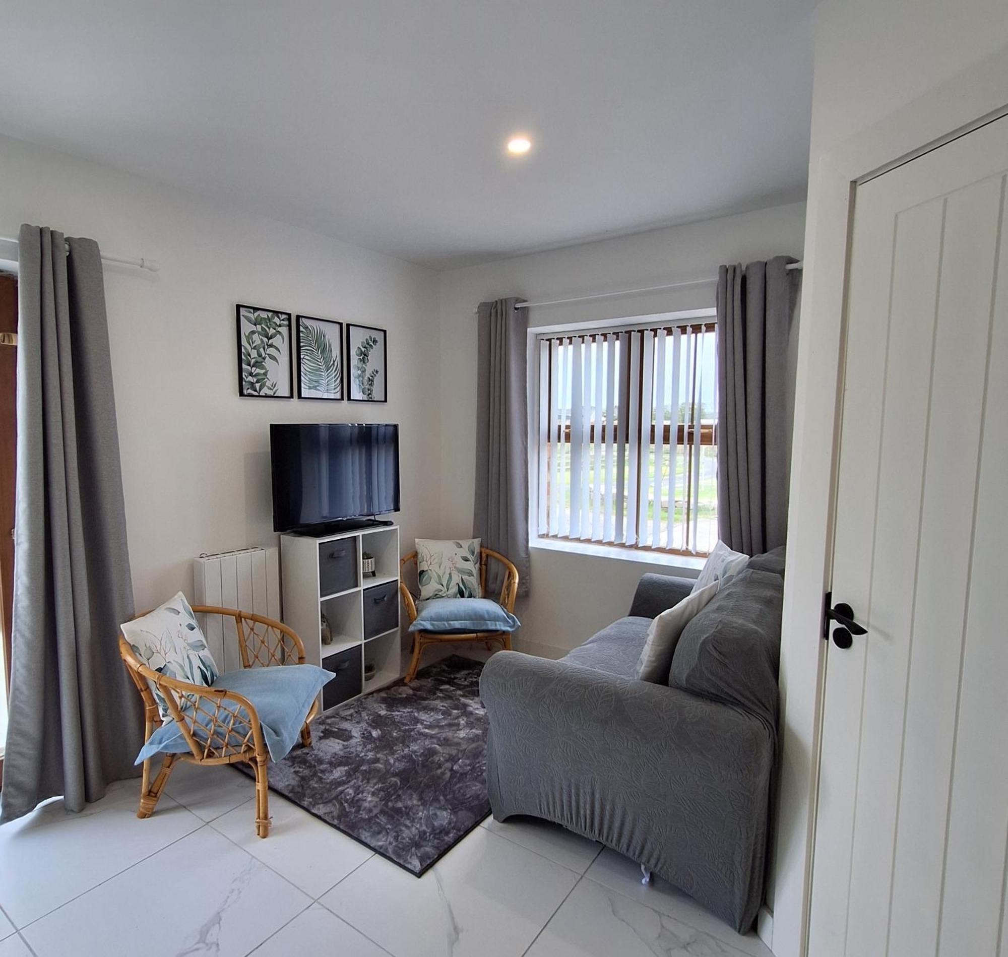 Sandys Shore Apartment Donegal Town Eksteriør billede