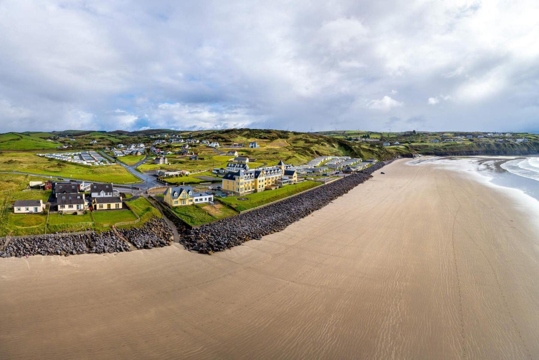 Sandys Shore Apartment Donegal Town Eksteriør billede